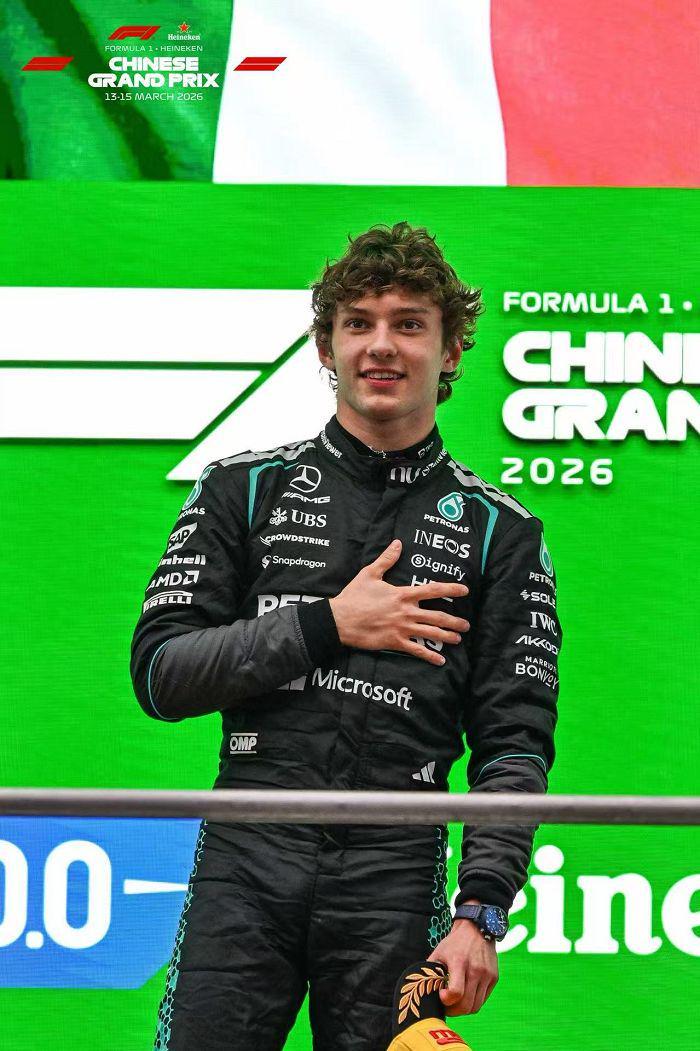 6686体育网址-F1中国大奖赛19岁安东内利夺冠，新王者背后的规则变革